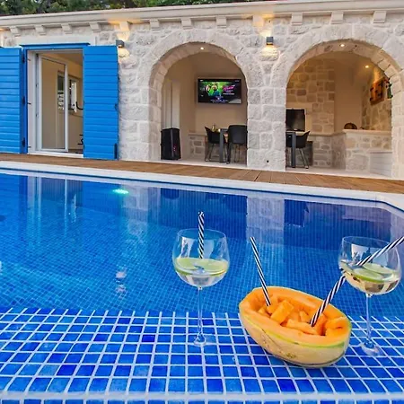 Incredibly Beautiful Stone House Lota - Makarska Exklusiv Villa Bast