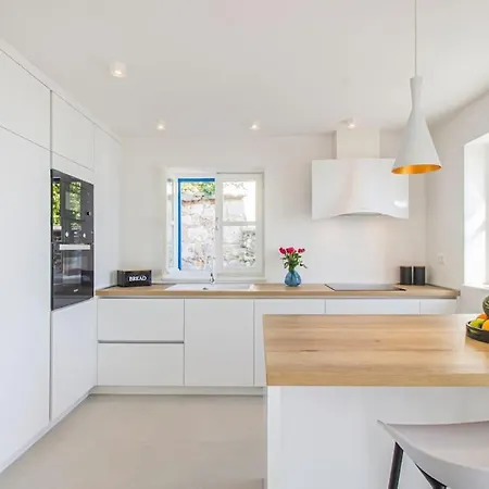 Incredibly Beautiful Stone House Lota - Makarska Exklusiv ヴィラ Bast